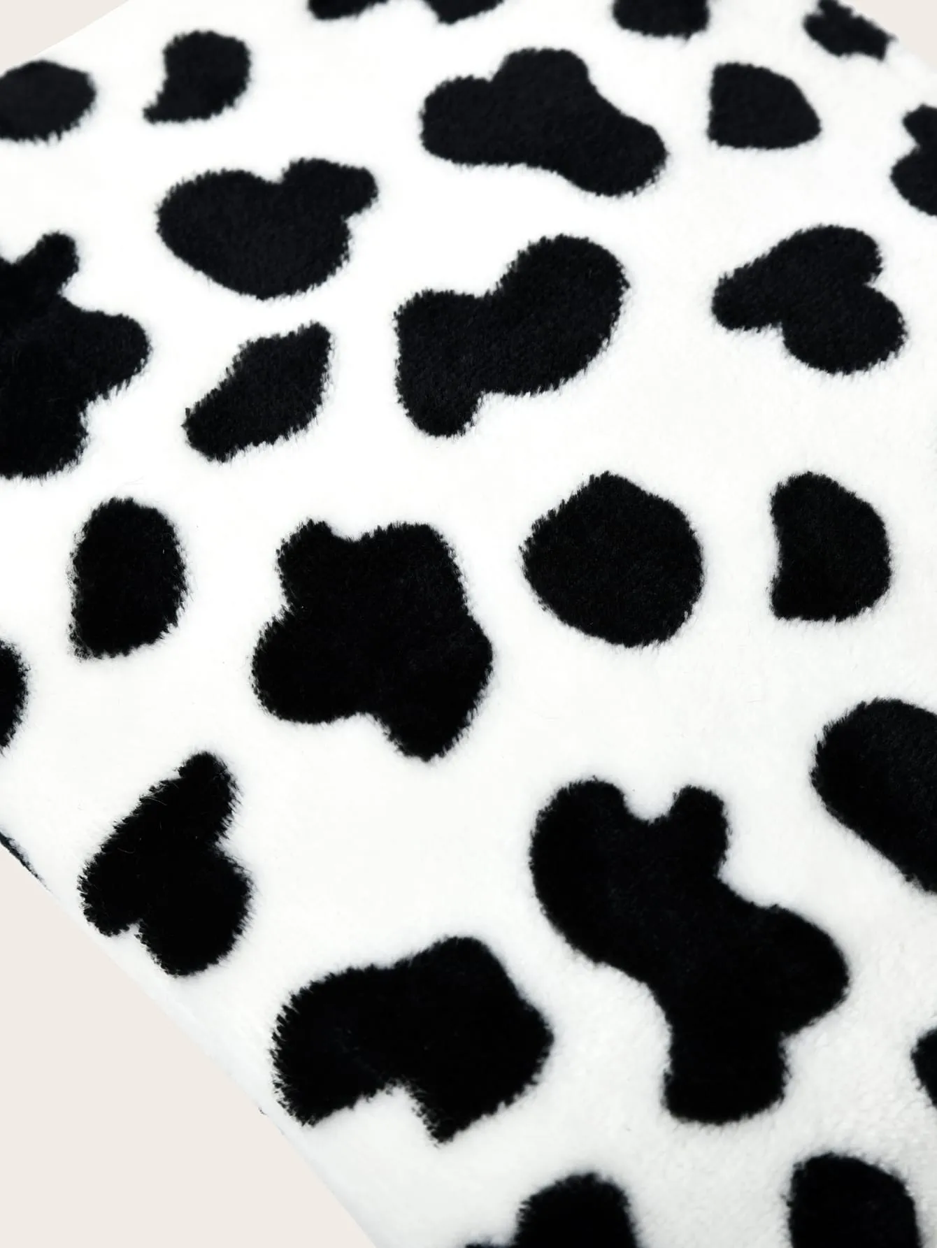 Cow Pattern Fuzzy Clutch Bag